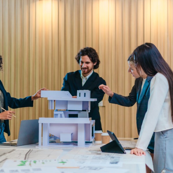 Modeling Workflows for Seismic Retrofitting of Heritage Infrastructure